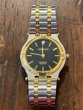 Vintage Waltham Two Tone Diamond Quartz Watch Black Dial Link Band - WORKING